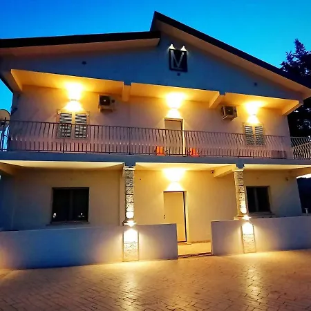 Lina Sicily 度假居